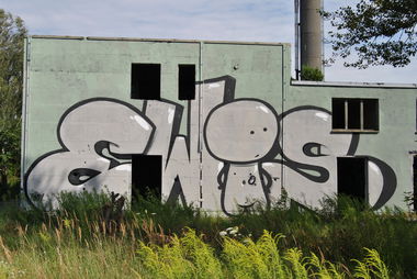 Graffiti Wall - Photo by TeamEwos (2017)