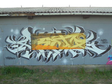 Graffiti Wall - Photo by TeamEwos - EwosTeam (2016)