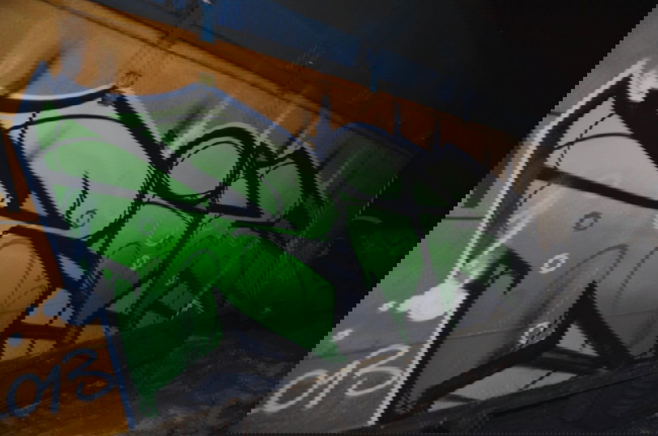 Graffiti Train - Photo by Tec - rik (2013)