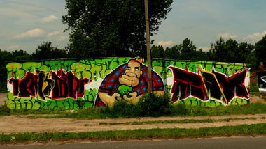 Graffiti Wall - Photo by Tec - aikon&dean&rik (2013)