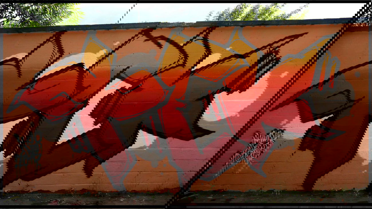 Graffiti Wall - Photo by Tec - tek (2014)