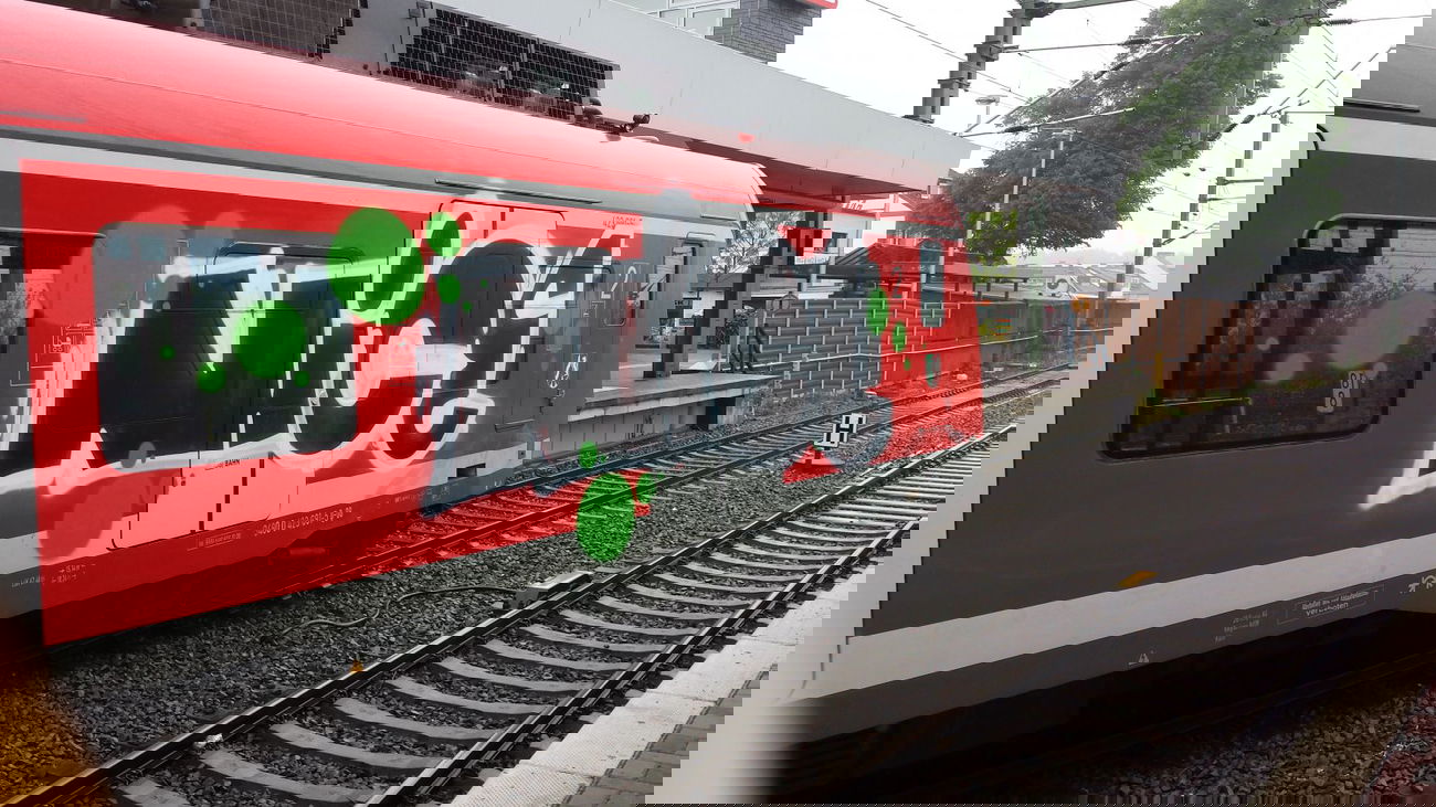 Graffiti Train in Köln - Photo by Techno - Nice, Ibes (2014)