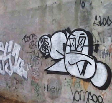 Graffiti Wall - Photo by Techone - DR, one