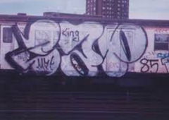 Graffiti Train - Photo by Techone - Cap