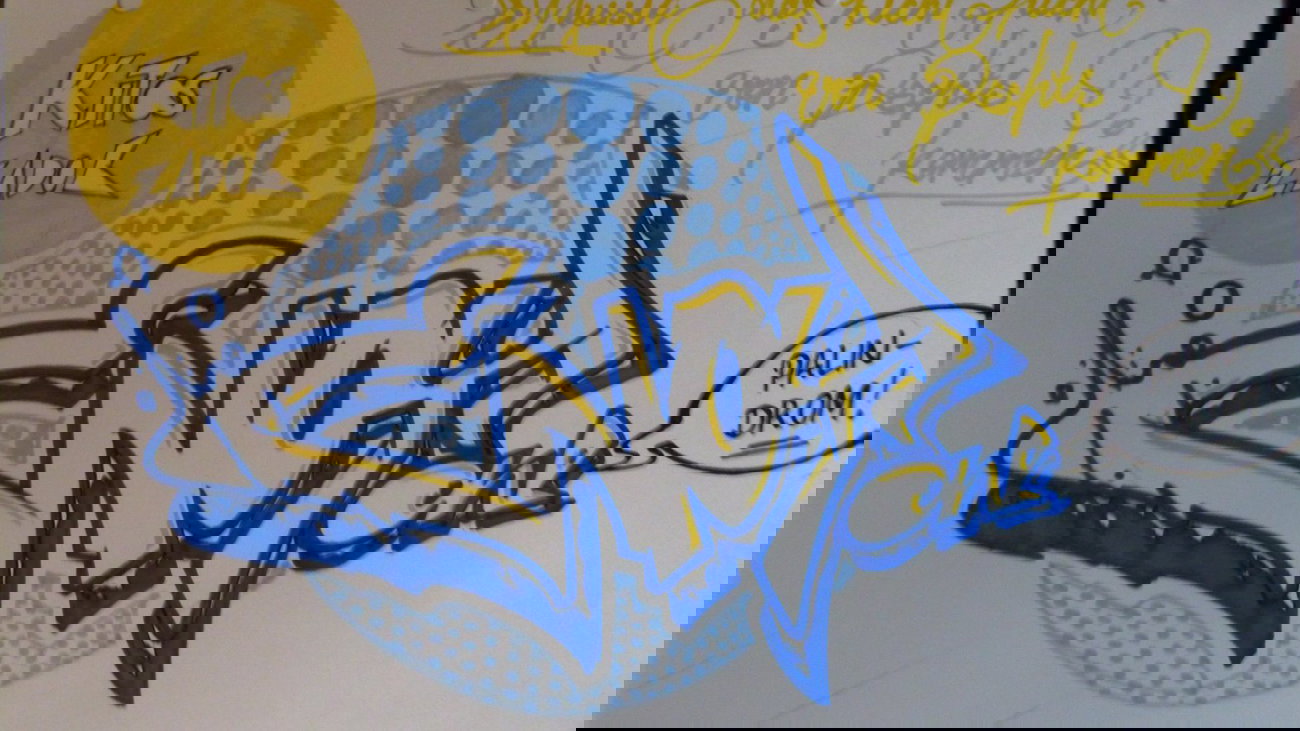 Graffiti Wall - Photo by Teenager - enoyone, nag, tco (2014)