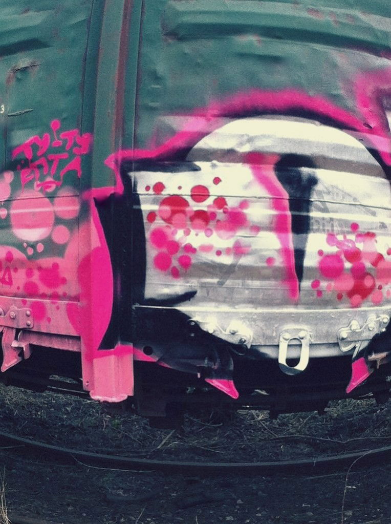 Graffiti Train - Photo by TerpOlbs