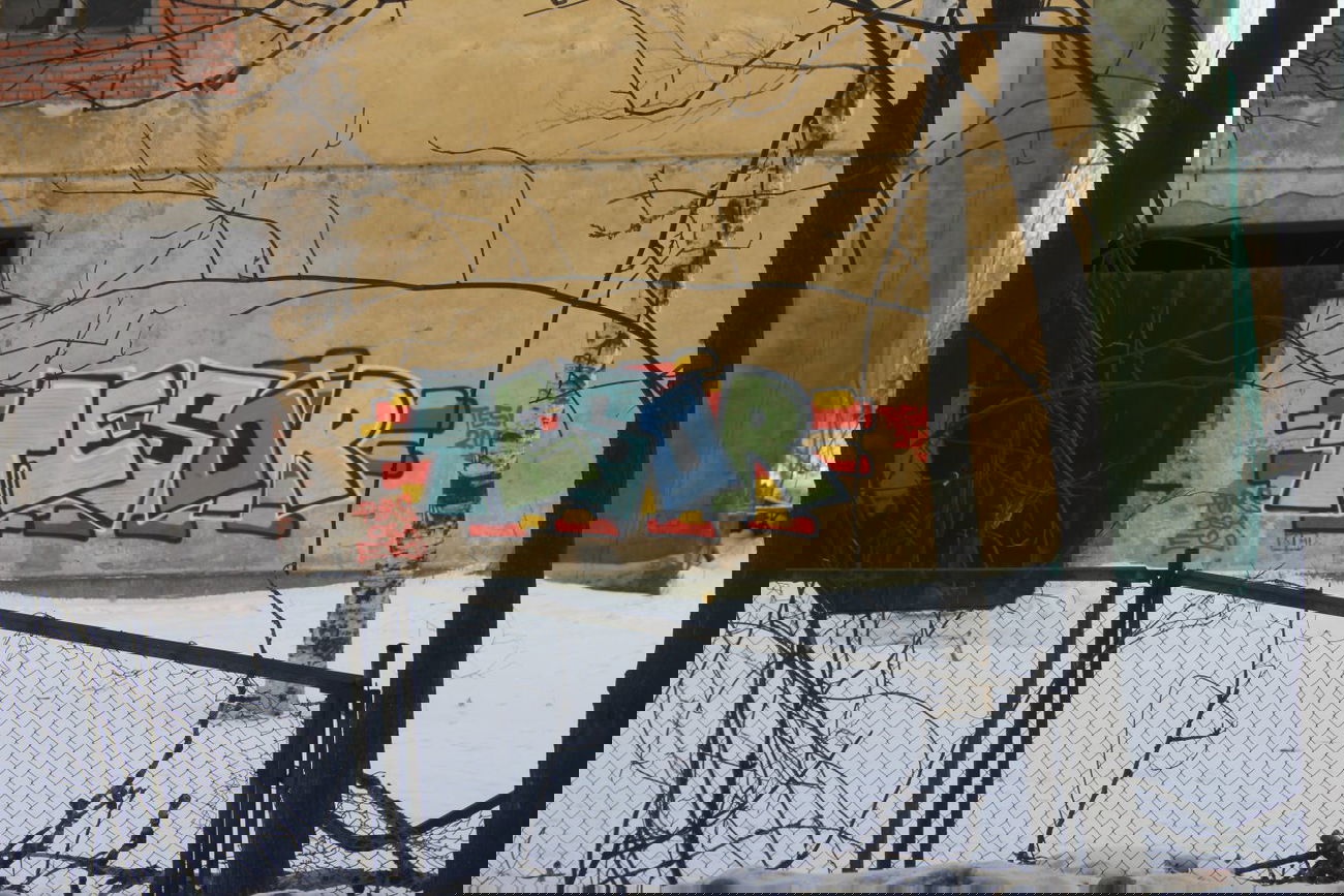 Graffiti Wall in Saint Petersburg - Photo by Tezor (2012)