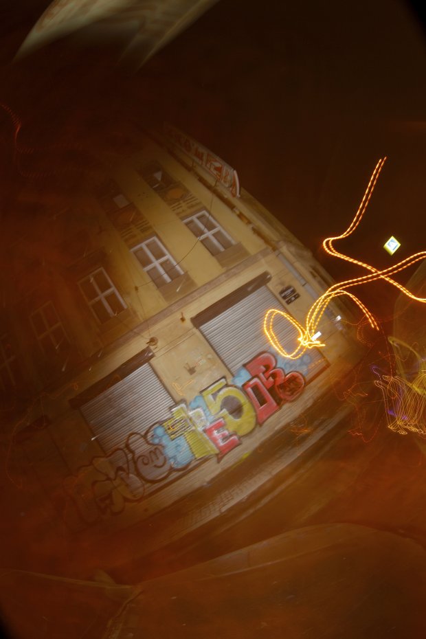 Graffiti Wall - Photo by Tezor