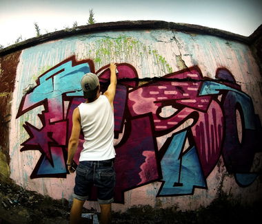 Graffiti Wall - Photo by Tezor (2014)