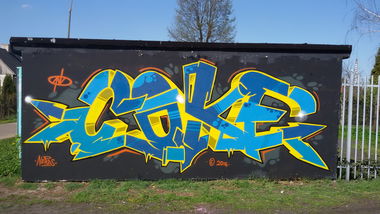 Graffiti Wall in Toruń - Photo by TheCokesOne - coke, nerdsCrew, 2arrows (2016)
