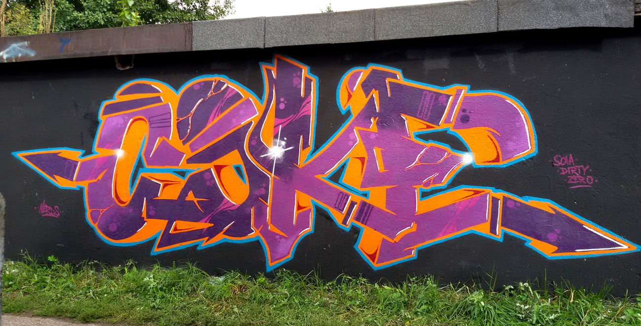 Graffiti Wall - Photo by TheCokesOne - nerds, coke, coks (2015)