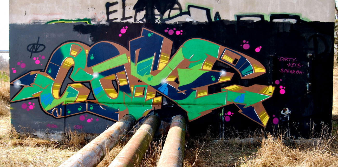 Graffiti Wall in Toruń - Photo by TheCokesOne - coke, nerds (2016)