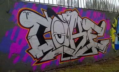 Graffiti Wall in Toru - Photo by TheCokesOne - Coka, Cokes, Caks (2015)