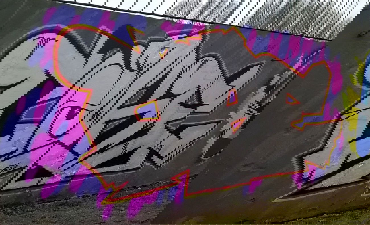 Graffiti Wall in Toru - Photo by TheCokesOne - Coka, Cokes, Caks (2015)