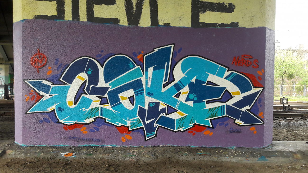 Graffiti Wall in Toruń - Photo by TheCokesOne - coke, nerds, 2arrows (2017)