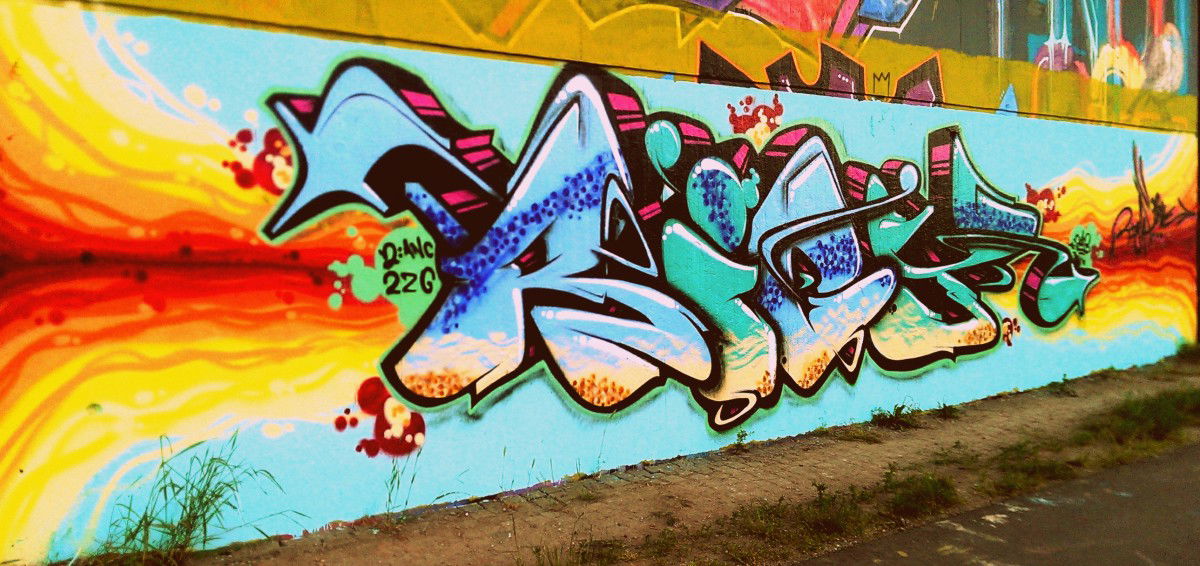 Graffiti Wall in saarbrücken - Photo by TheRightOne - Right, Rightone, Staden