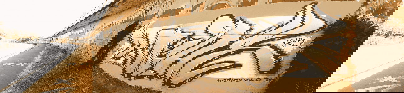 Graffiti Wall - Photo by TheRightOne - Right, ©Right (2013)