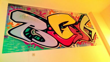 Graffiti Wall - Photo by TheRightOne - Right, ©Right (2013)