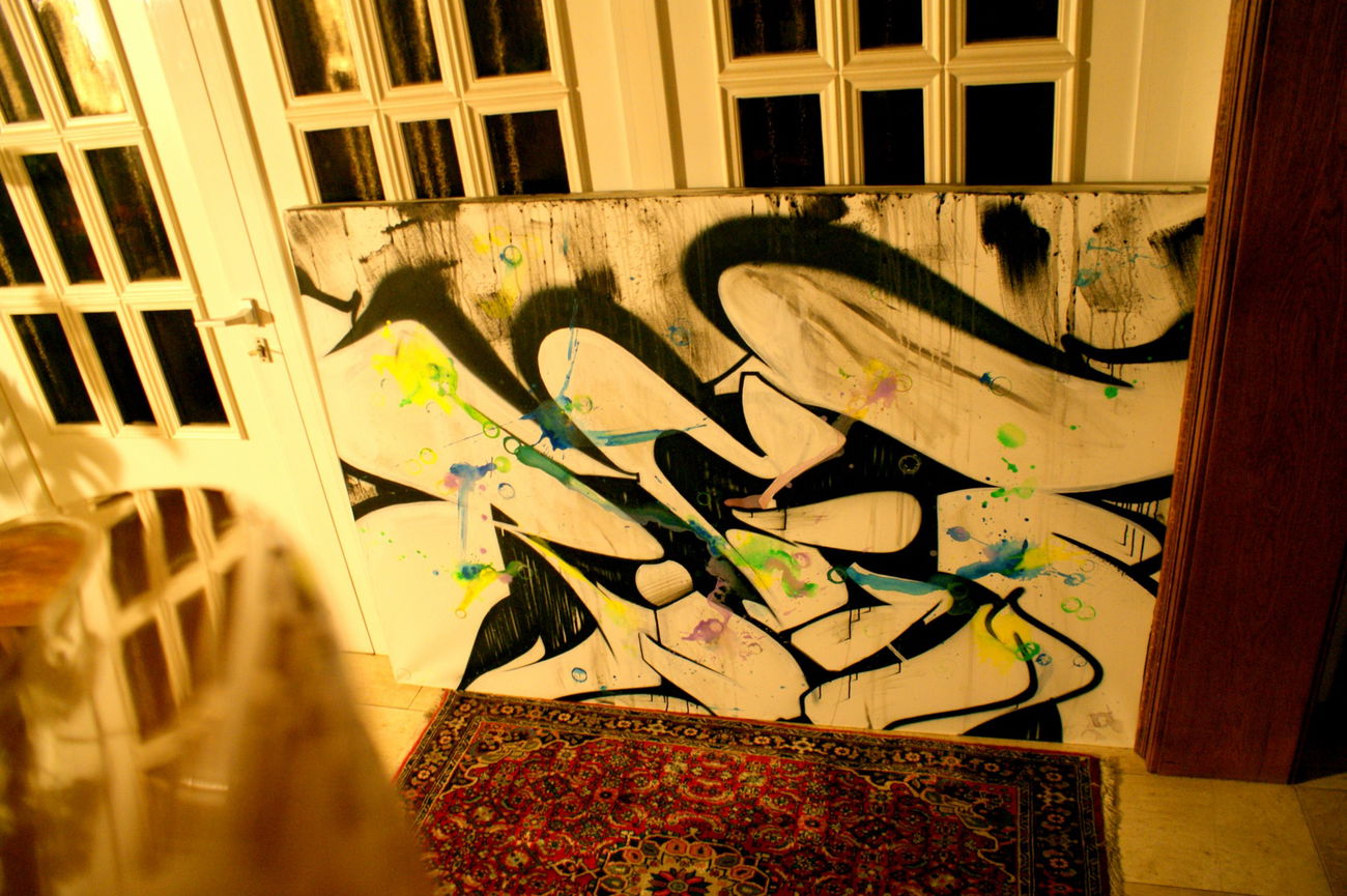 Graffiti Artwork - Photo by TheRightOne - Right, Rightone, Canvass (2015)
