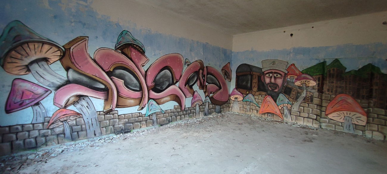 Graffiti Wall - Photo by TheWallHunter - idem, losplaces, leipzig