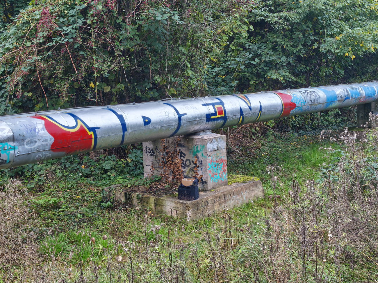 Graffiti Bombing in Drehort - Photo by TheWallHunter - Leipzig