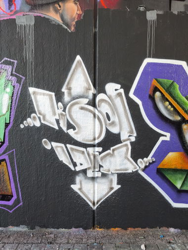 Graffiti Wall - Photo by TheWallHunter - leipzig, idem, tisoe