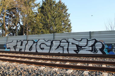 Graffiti Wall - Photo by ThuGliFe - tgf