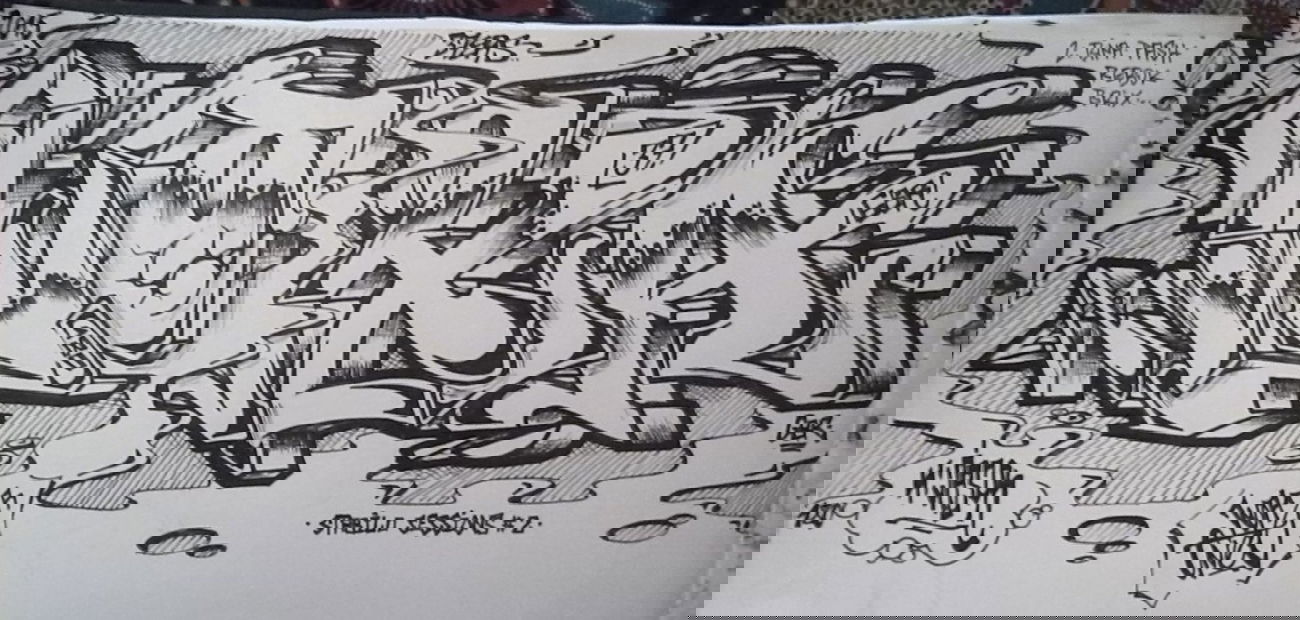 Graffiti Sketch in Hamburg - Photo by TiKeR - WOHA, 37, 180 (2015)