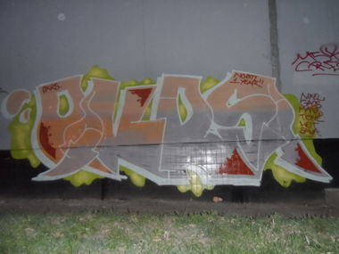 Graffiti Bombing - Photo by Tickie - tickie, okrs, crew (2014)