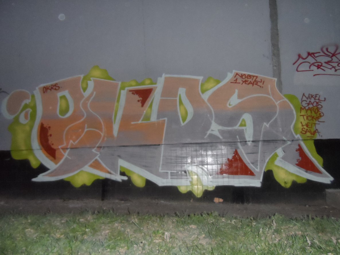 Graffiti Bombing - Photo by Tickie - tickie, okrs, crew (2014)