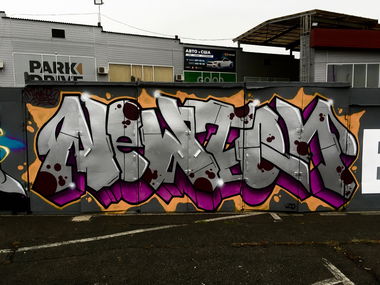 Graffiti Wall - Photo by Tickie97 - tickie, newton, kharkov (2020)