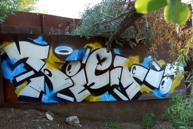 Graffiti Wall in Astrakhan - Photo by Tien