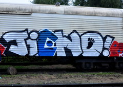 Graffiti Train in Moscow - Photo by Tien