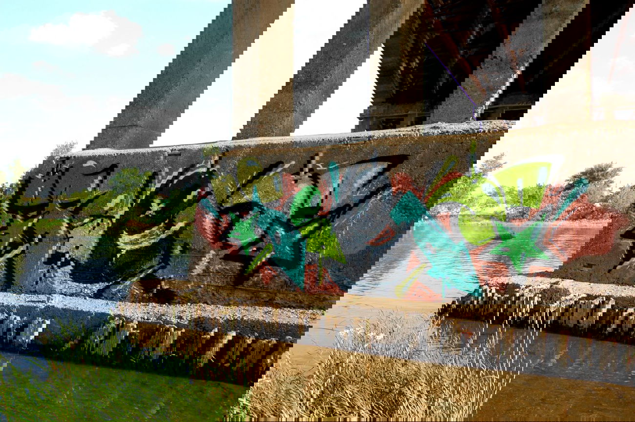 Graffiti Wall - Photo by Tien - tien, Tien, TIEN (2019)