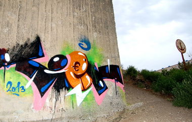 Graffiti Wall - Photo by Tien - tien (2013)