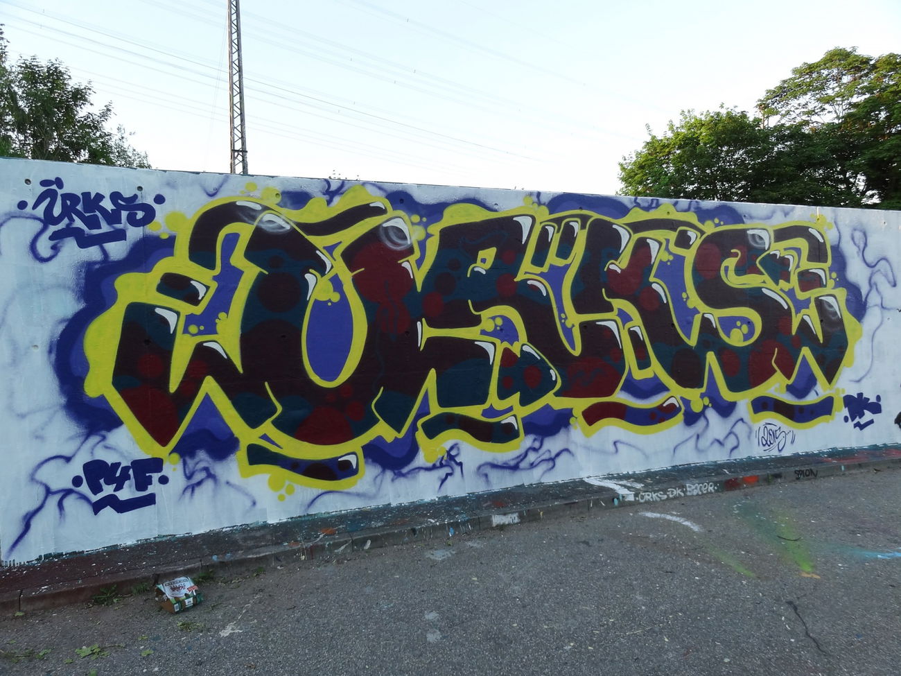 Graffiti Wall - Photo by TightCAIT - ÜRKSDKP4FHeimfeld (2015)