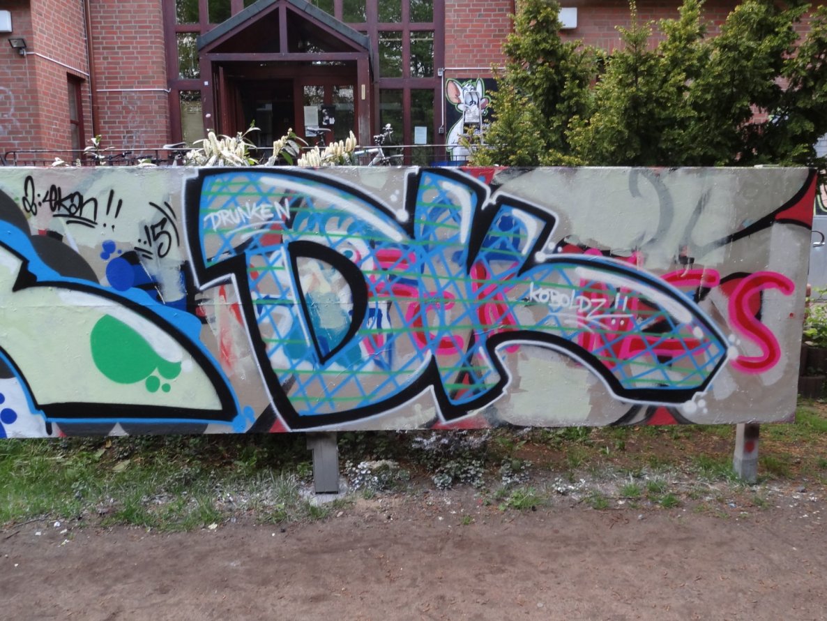 Graffiti Wall - Photo by TightCAIT - BACER, DK, DKZ (2015)