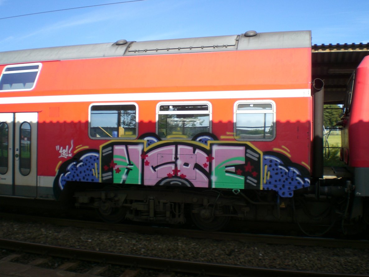 Graffiti Train - Photo by TimBudenzauber