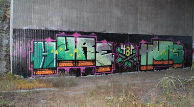 Graffiti Wall - Photo by TimBudenzauber - Hure, Kurs (2012)