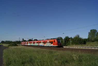 Graffiti Train - Photo by TimBudenzauber - SÜD, TDR, DQ (2012)