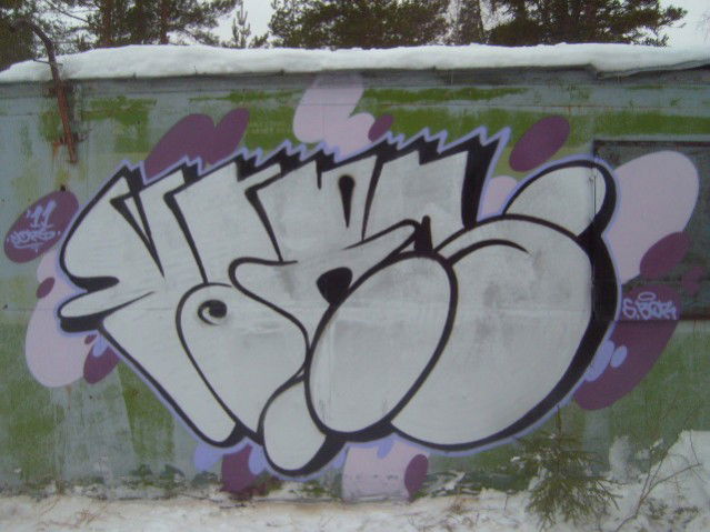 Graffiti Wall in Peppia - Photo by TimasYors (2011)