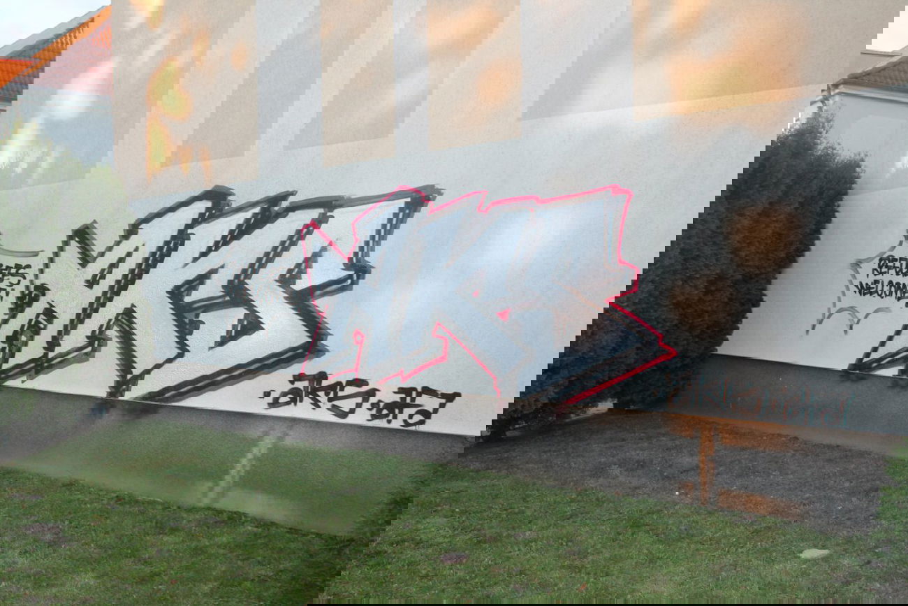 Graffiti Bombing in Stralsund - Photo by Tique - Aks, Stralsund, Afa (2013)