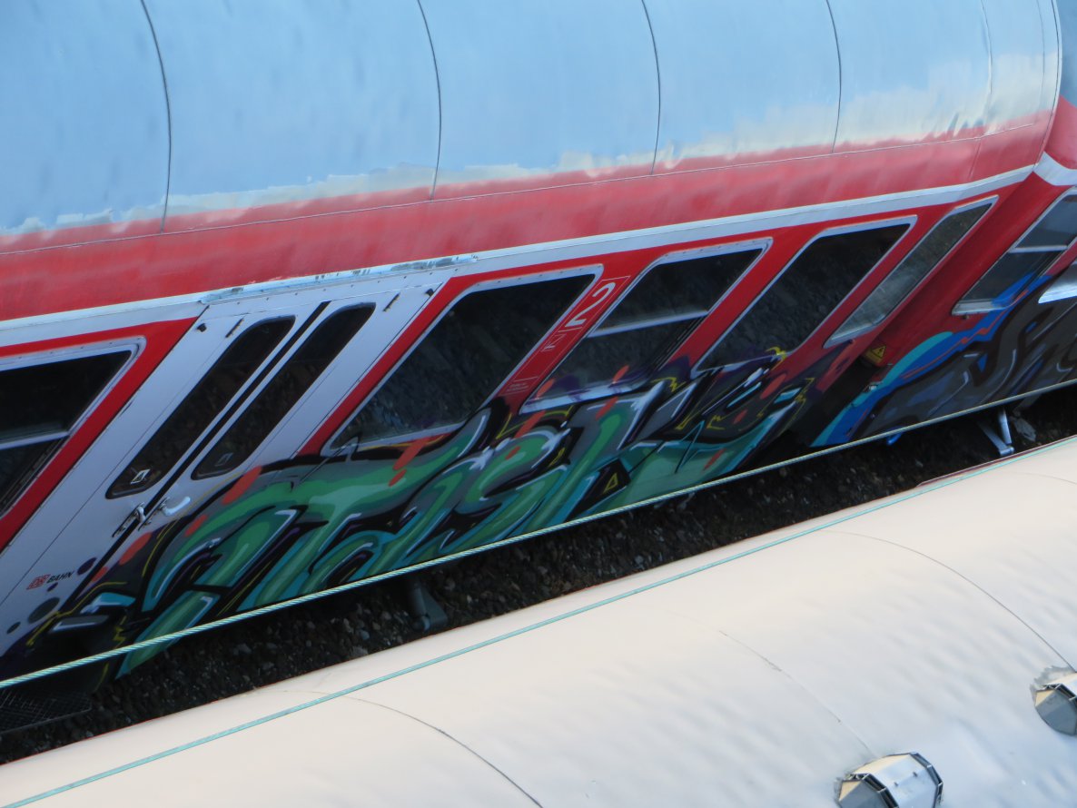 Graffiti Train in Mannheim - Photo by Tique - 1task, mannheim (2014)