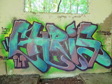 Graffiti Wall - Photo by Tique - chris, ilt, relok (2014)