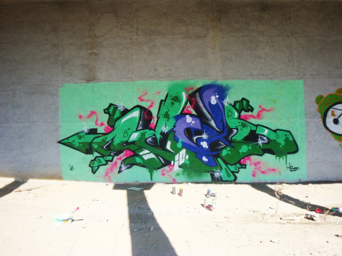 Graffiti Wall - Photo by Tisot (2012)