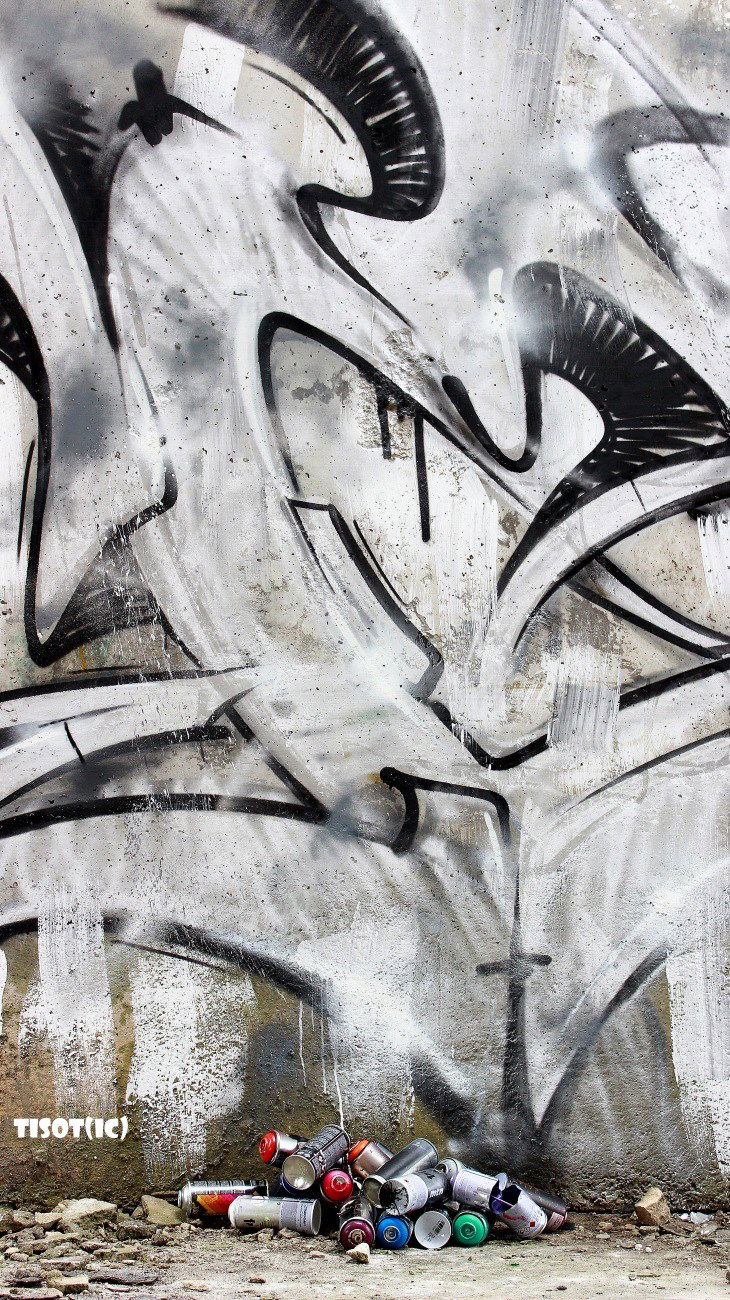Graffiti Artwork - Photo by Tisot (2016)