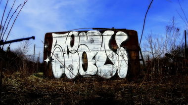 Graffiti Bombing - Photo by Tisot - sead, ironcrew, ic (2017)
