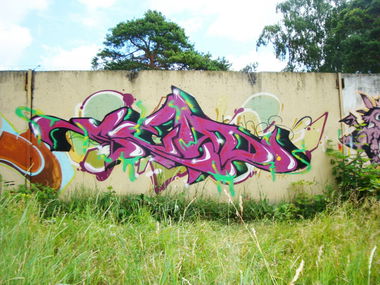 Graffiti Wall - Photo by Tisot - tisot, sead, pshic (2011)