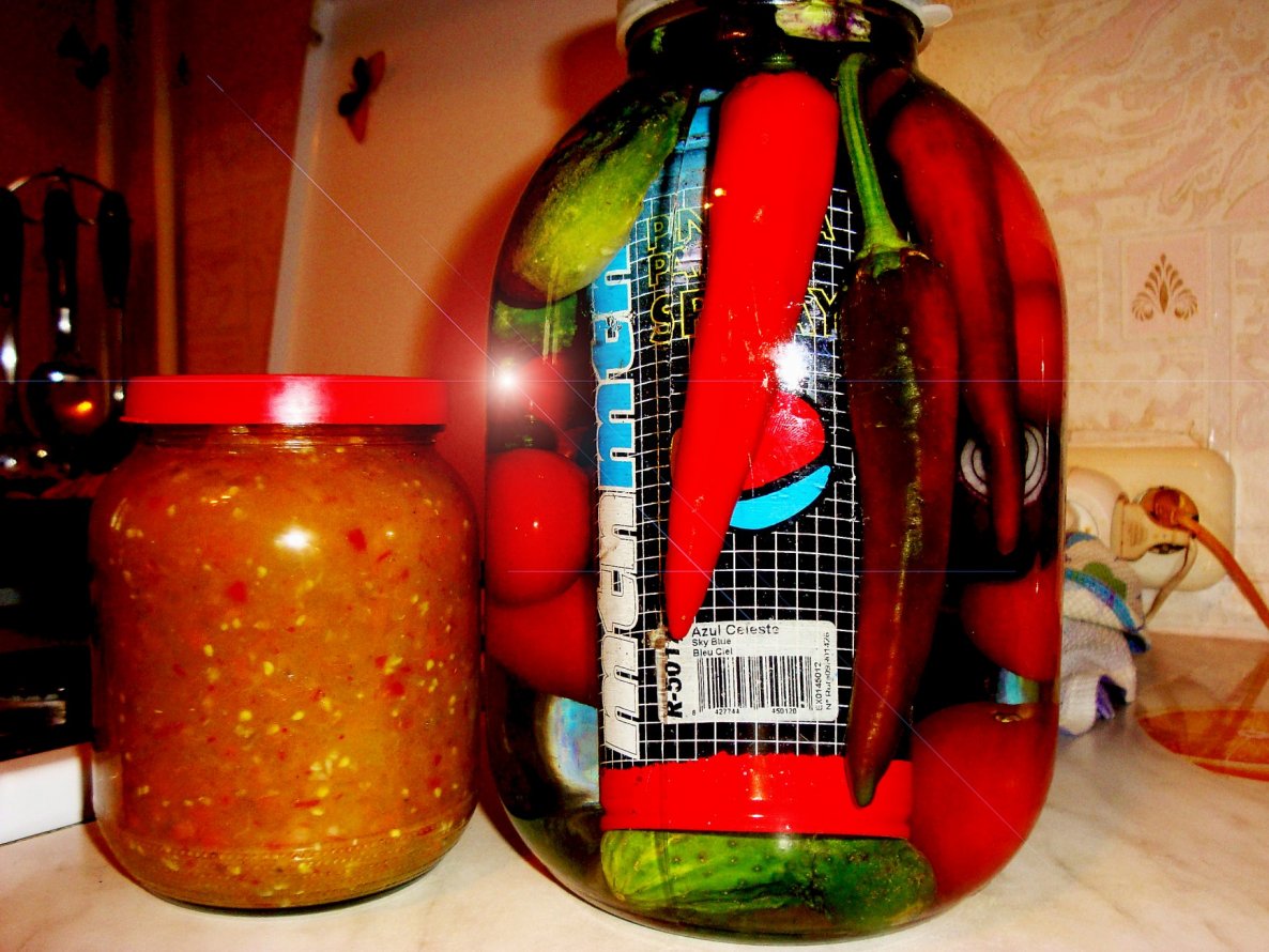 Graffiti Artwork - Photo by Tisot (2011)