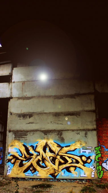 Graffiti Wall - Photo by Tisot (2015)